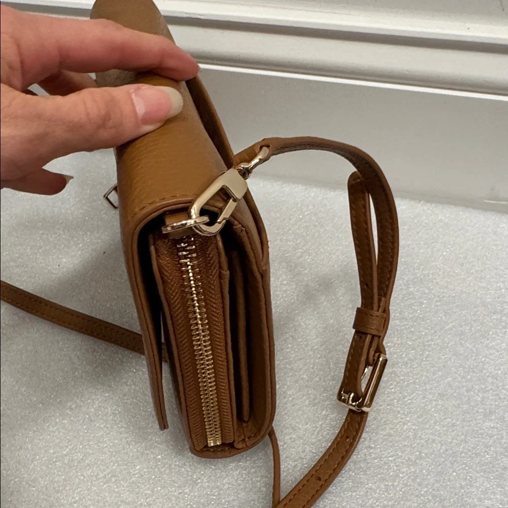 Tory Burch brown Leather Crossbody Bag - Picture 2 of 8